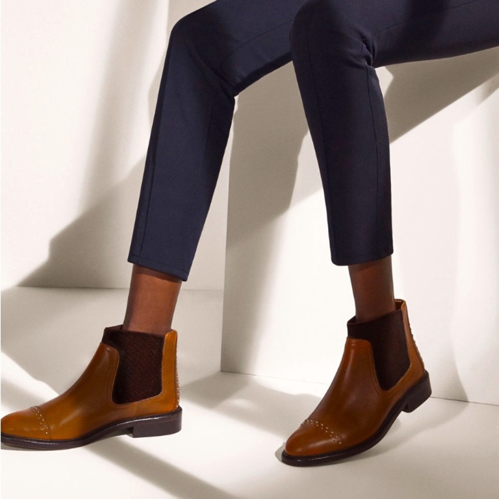 Massimo Dutti leather ankle boots